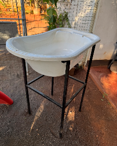 Baignoire et stand bébé