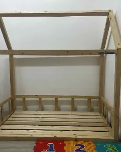 Montessori bed 