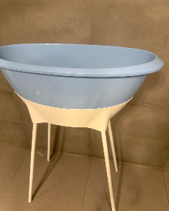 Baignoire bébé avec stand