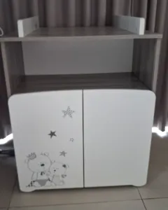 Commode + plan à langer