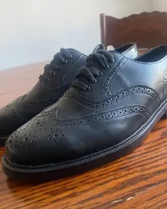 Oxford shoes to embellish your suits
